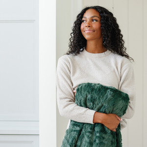 Faux Fur Throw Blankets by Saranoni