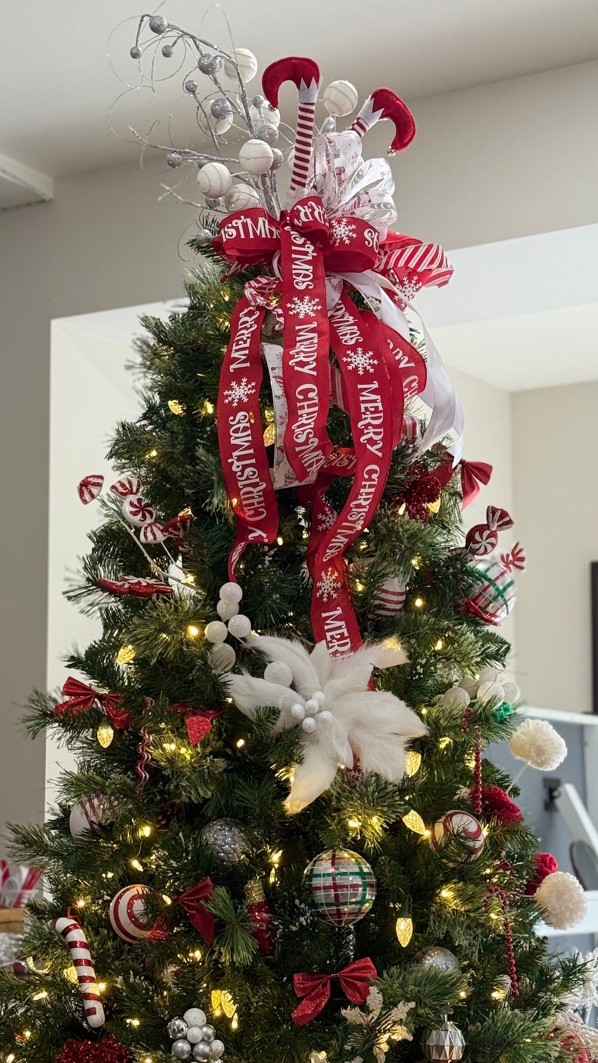 The Elf Holiday Tree Decorating Kit