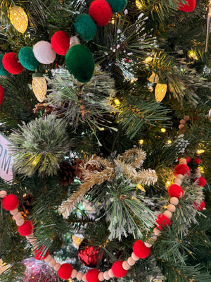 Tell Me a Christmas Story Holiday Tree Decorating Kit