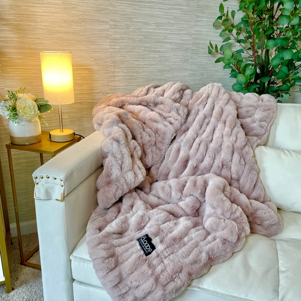 Blush Faux Fur Blanket - Medium 50"x60"