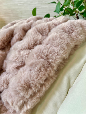 Blush Faux Fur Blanket - Medium 50"x60"