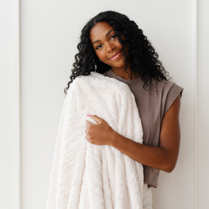 Faux Fur Throw Blankets by Saranoni