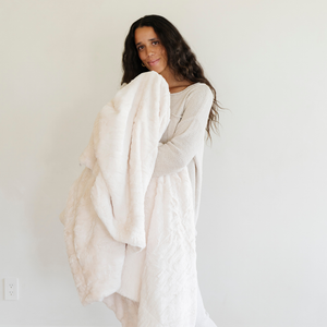 Faux Fur XL Throw Blankets by Saranoni