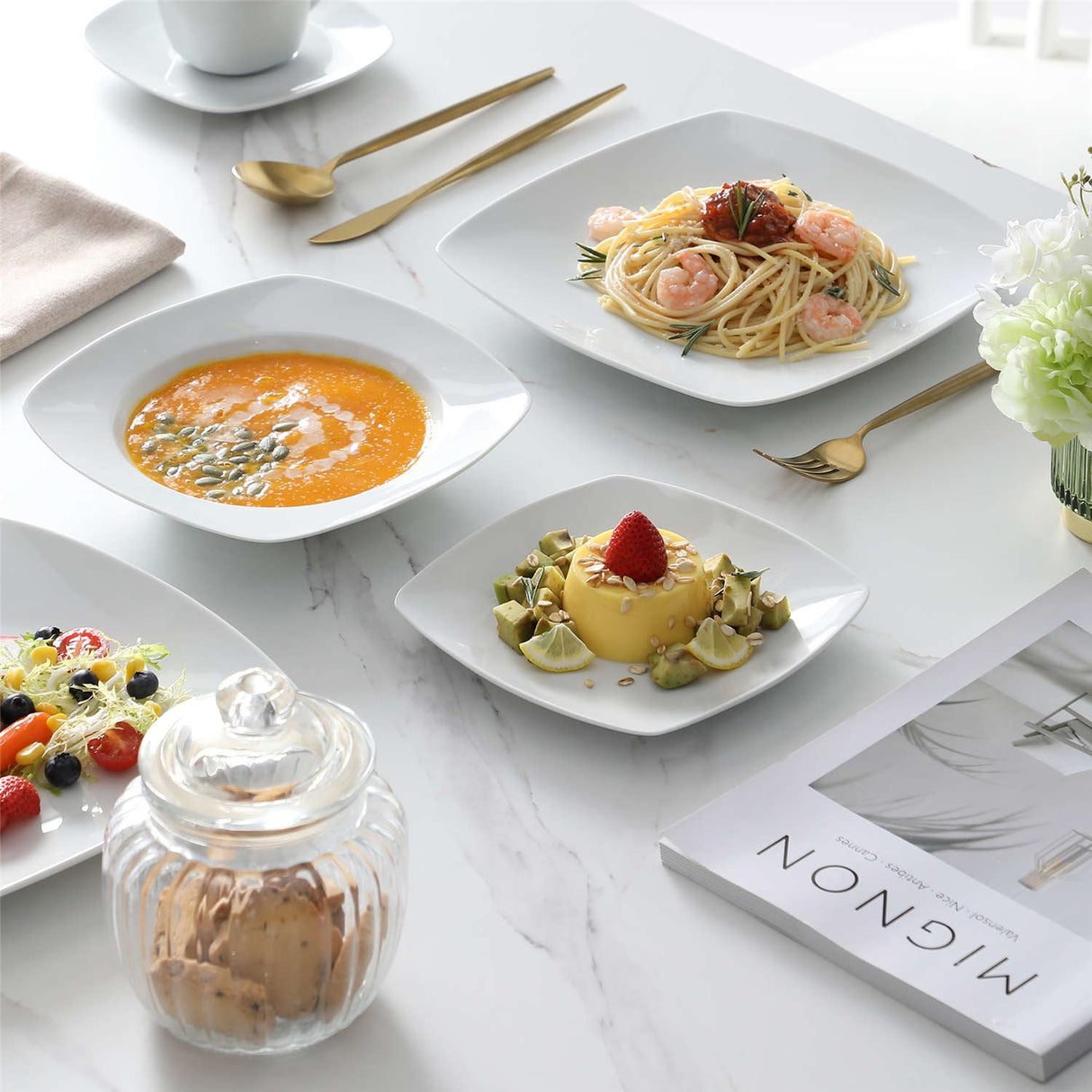 Julia 30 Piece Dinnerware Set