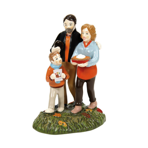 Department 56 Touchdowns, Turkeys & Pie People Figures