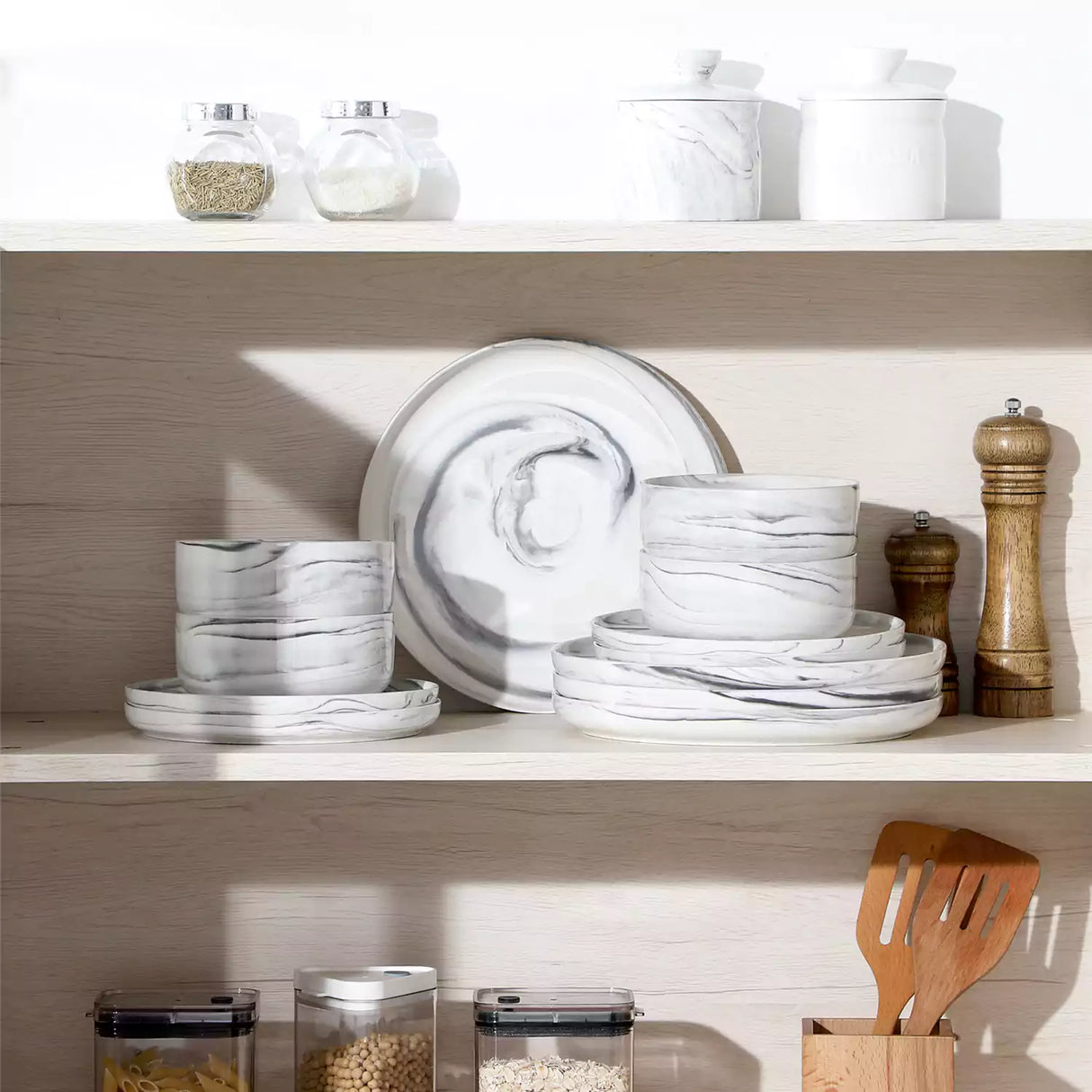 Luna 24 Piece Dinnerware Set for 8