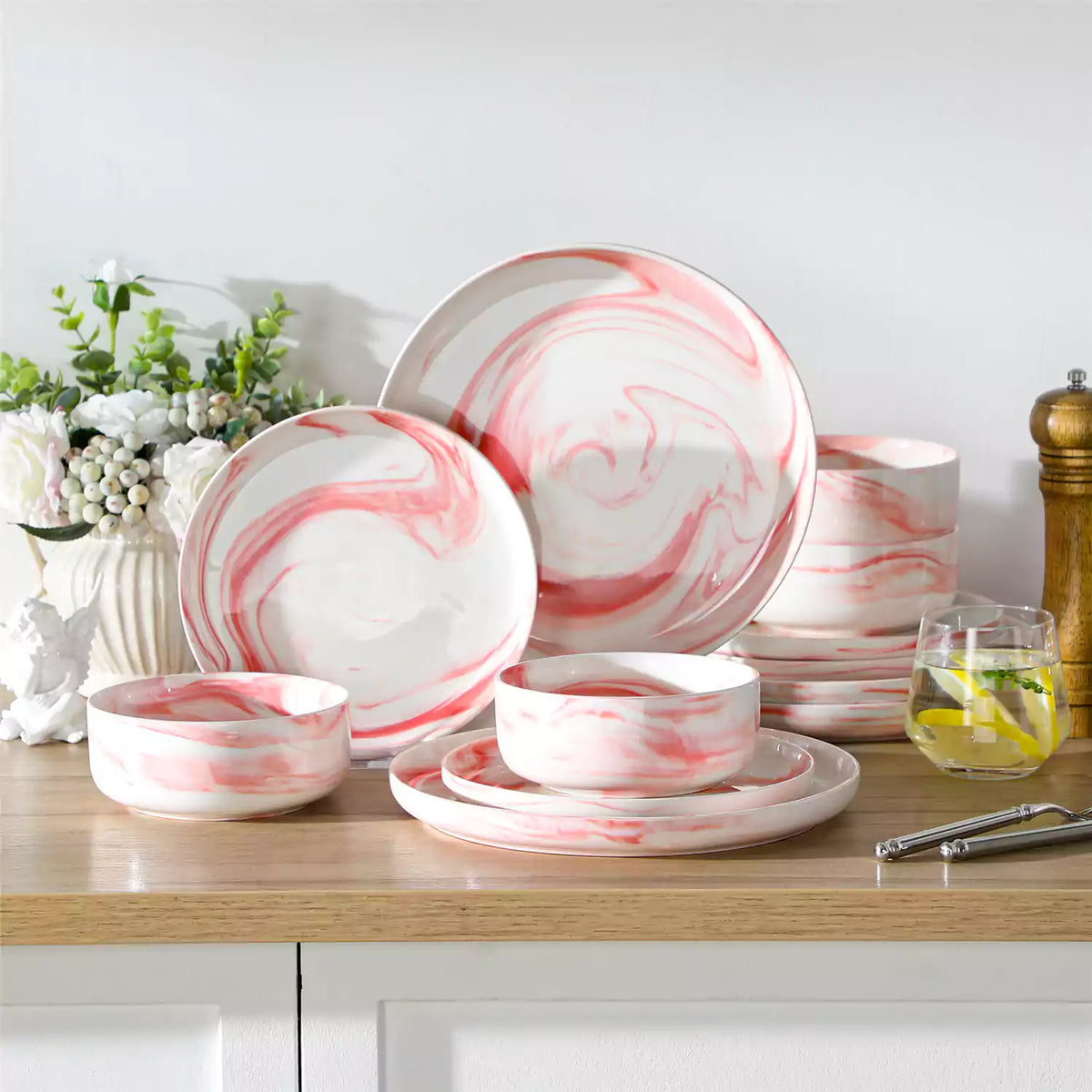 Luna Marble Pink 24 Piece Dinnerware Set for 8