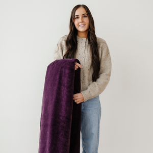 Lush XL Throw Blankets by Saranoni