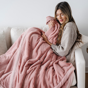 Lush XL Throw Blankets by Saranoni