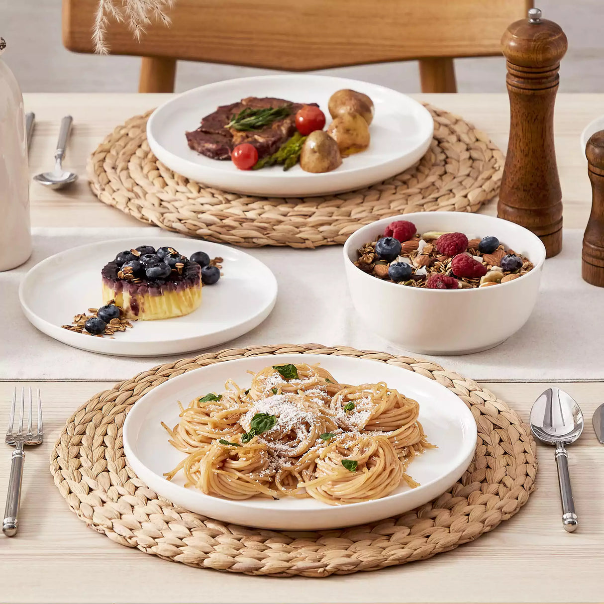 Mina 12 Piece Dinnerware Set