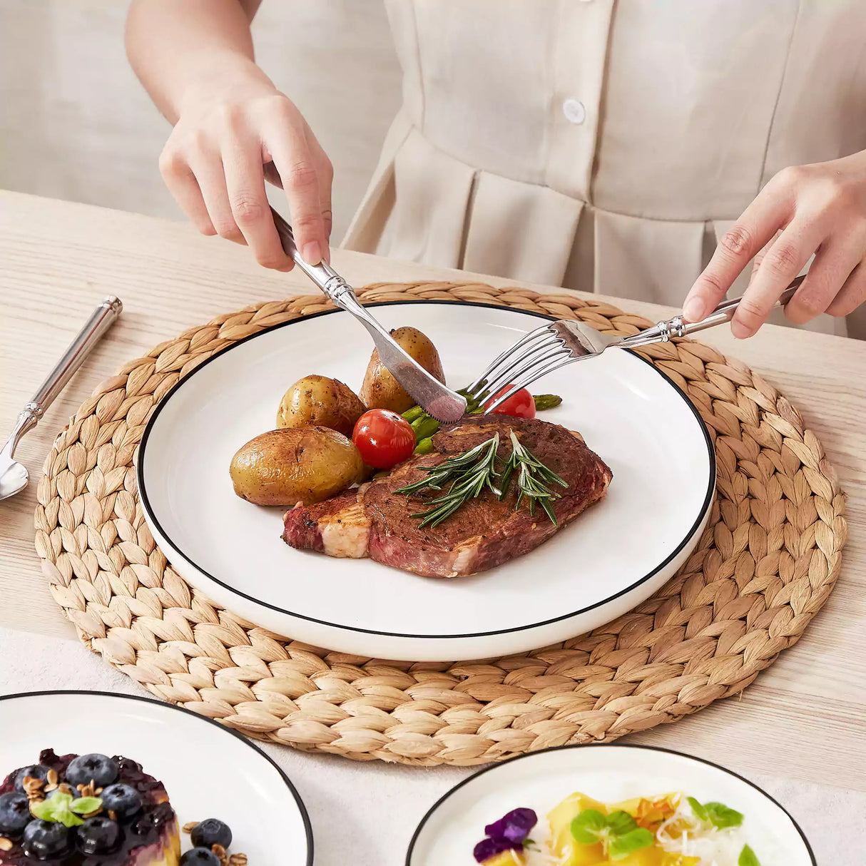 Mina 12 Piece Dinnerware Set