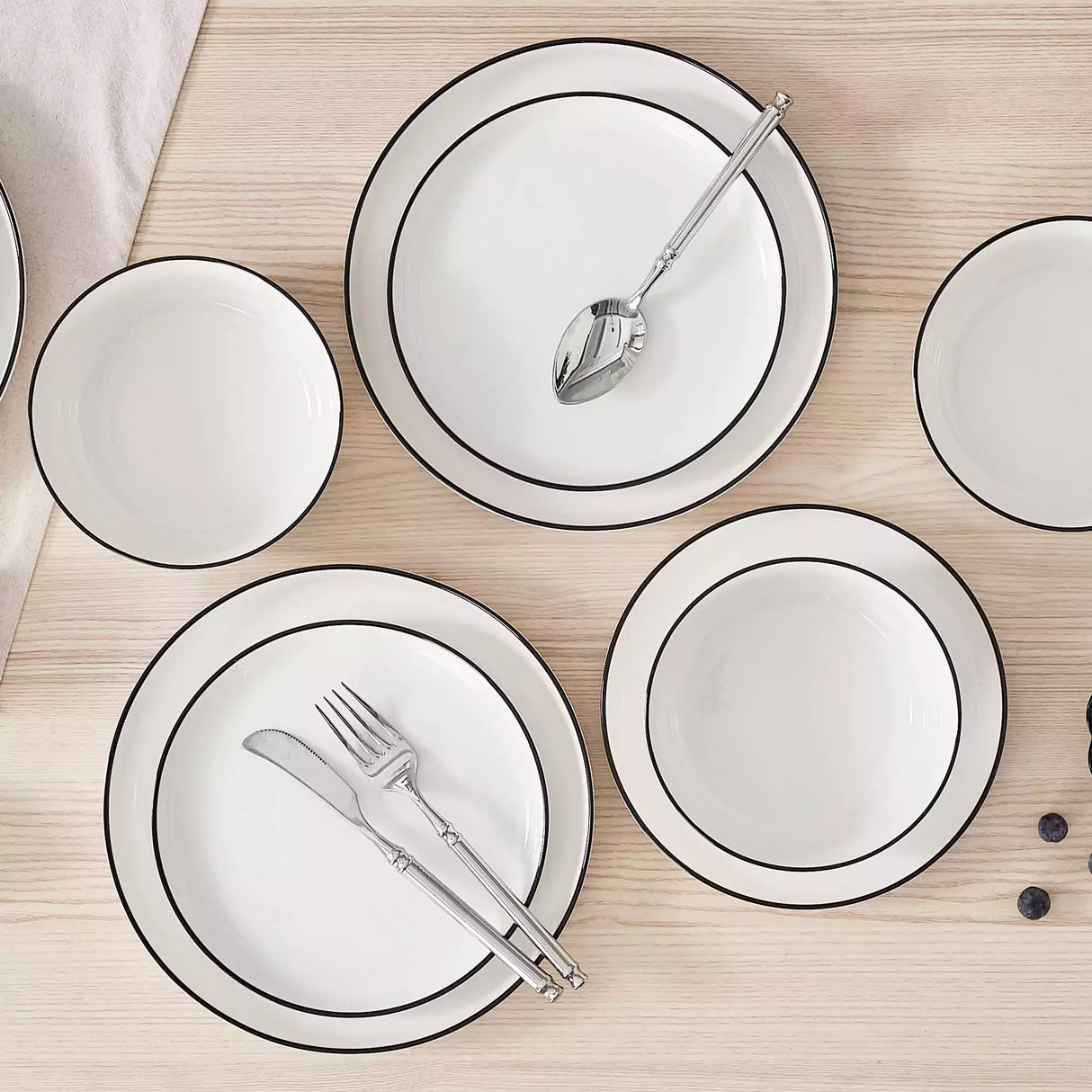 Mina 12 Piece Dinnerware Set