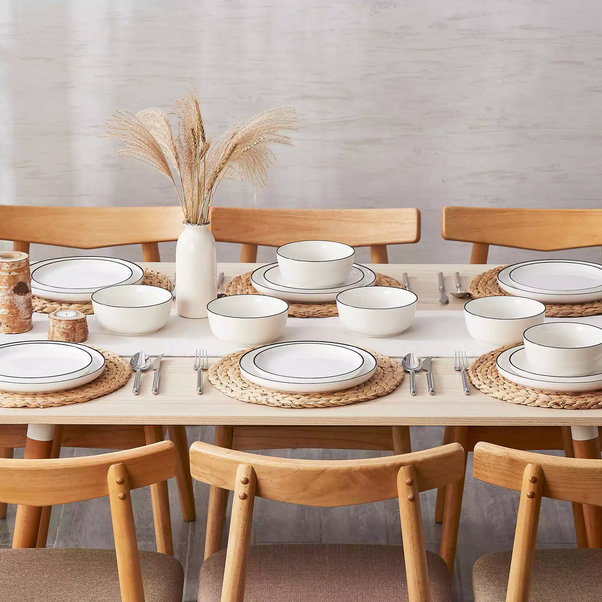 Mina 18 Piece Dinnerware Set