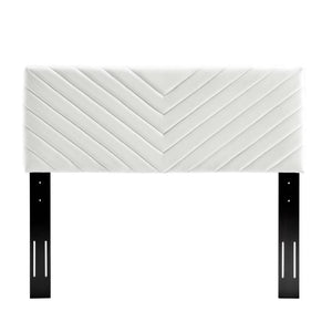 Roxanne Performance Velvet Queen Platform Bed by Modway