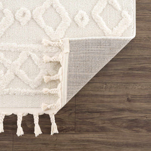 Gyundyukoru Area Rug