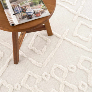 Gyundyukoru Area Rug