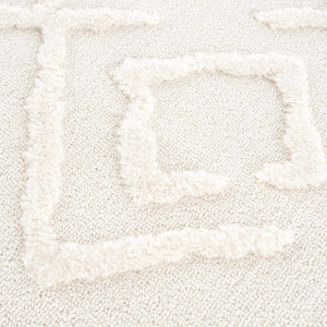 Gyundyukoru Area Rug