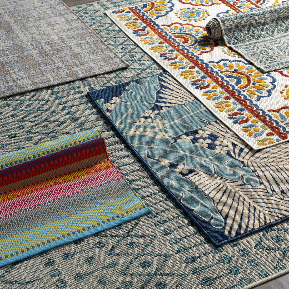 Novato Aqua All Over Pattern Performance Rug