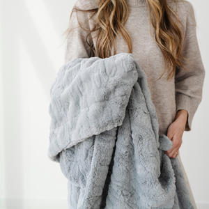 Faux Fur Throw Blankets by Saranoni
