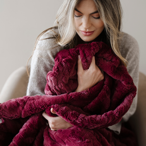 Faux Fur XL Throw Blankets by Saranoni