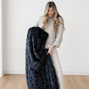 Faux Fur XL Throw Blankets by Saranoni