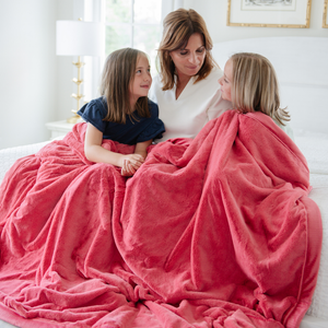 Lush XL Throw Blankets by Saranoni