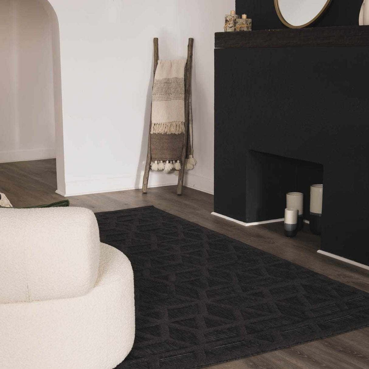 Nuri Black Outdoor Rug