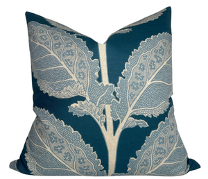 Lacinato Pillow Cover in Basalt Black