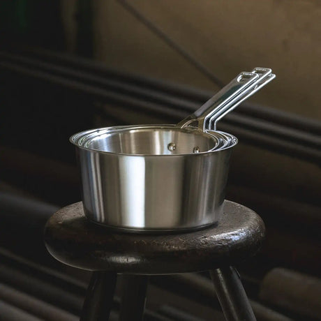 Set of 3 saucepans with glass lids