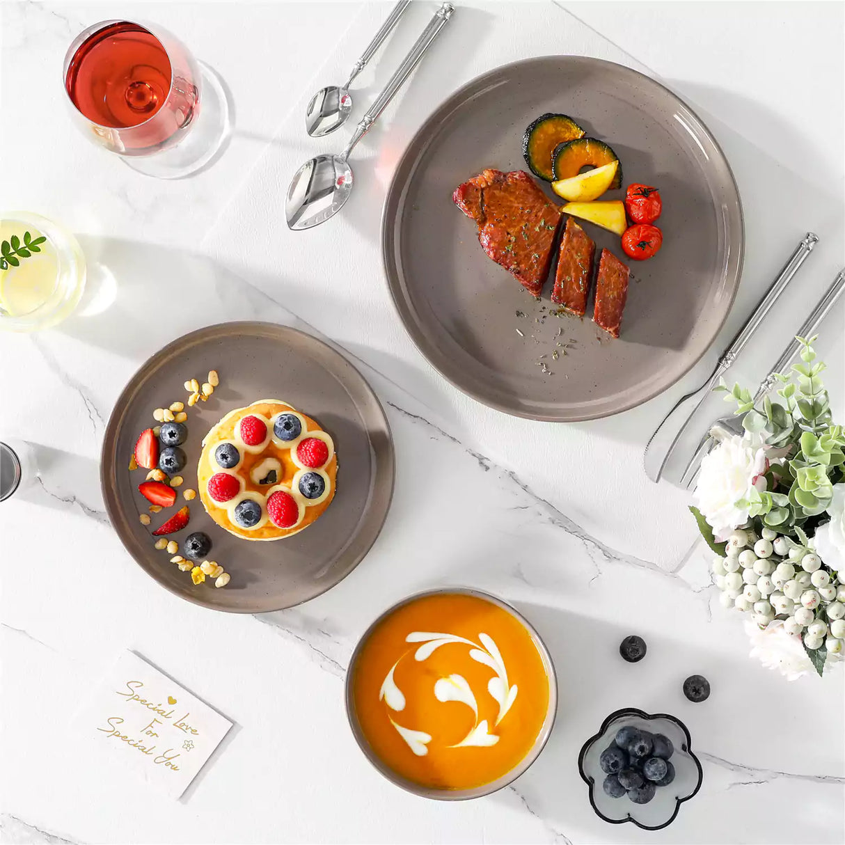 Tara Brown 18 Piece Dinnerware Set