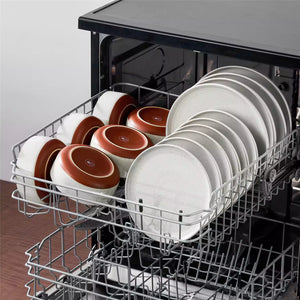 Tara 18-Piece Stoneware Dinnerware Set