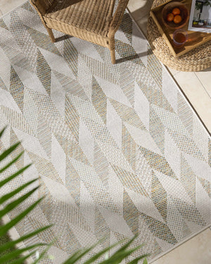 Andrea Ivory Area Rug