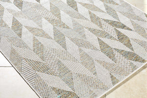 Andrea Ivory Area Rug