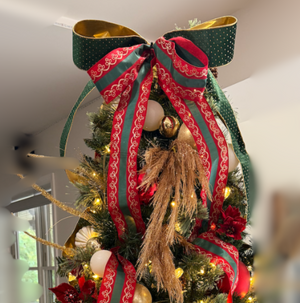Let's Have a Royal Christmas Holiday Tree Decorating Kit