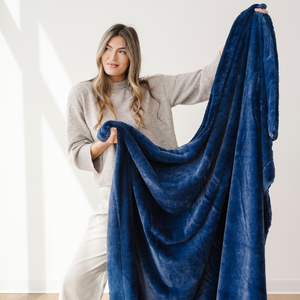 Lush Throw Blankets by Saranoni