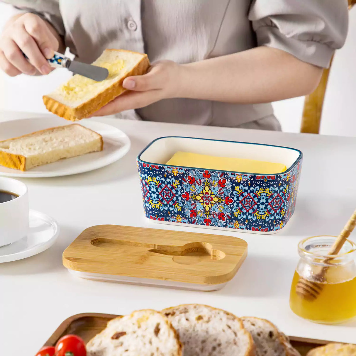 Simi Butter Dish with Lid