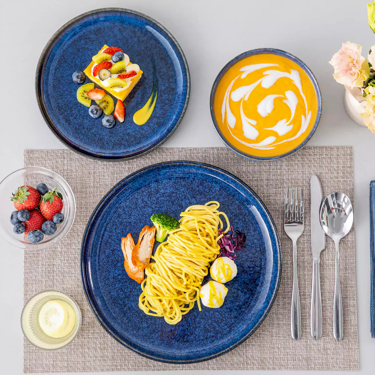 Starry Lipped-Edge 12 Piece Dinnerware Set