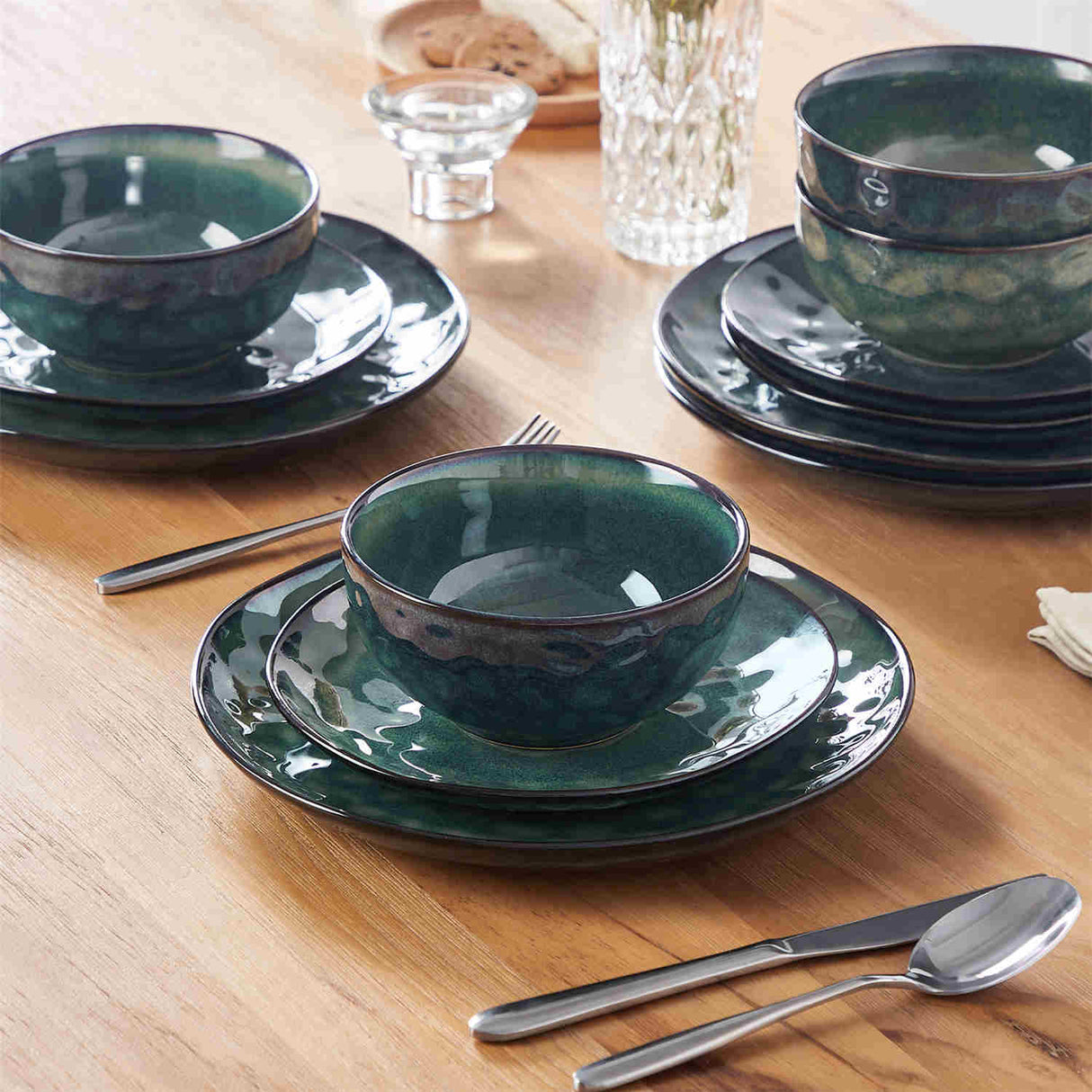 Starry 12 Piece Petite Dinnerware Set
