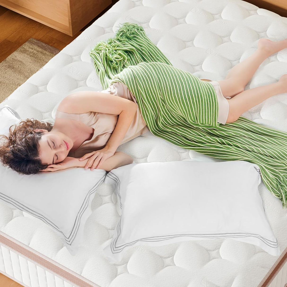 14 Inch Firm Hybrid Mattress – Queen Size