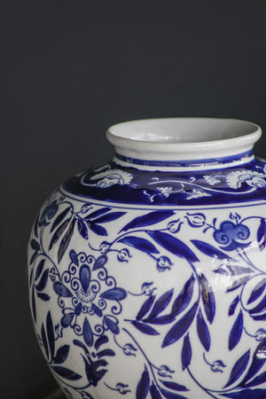 8.5x8.5x9" Porcelain Decorative Flower Vase