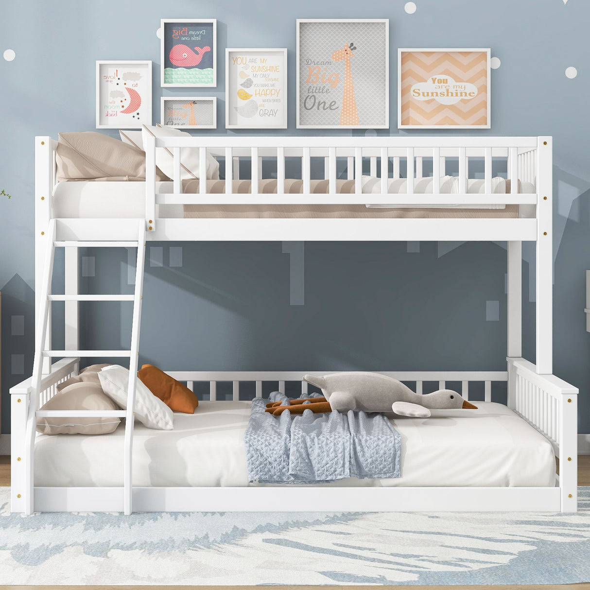Bunk Bed With Ladder And Guardrails