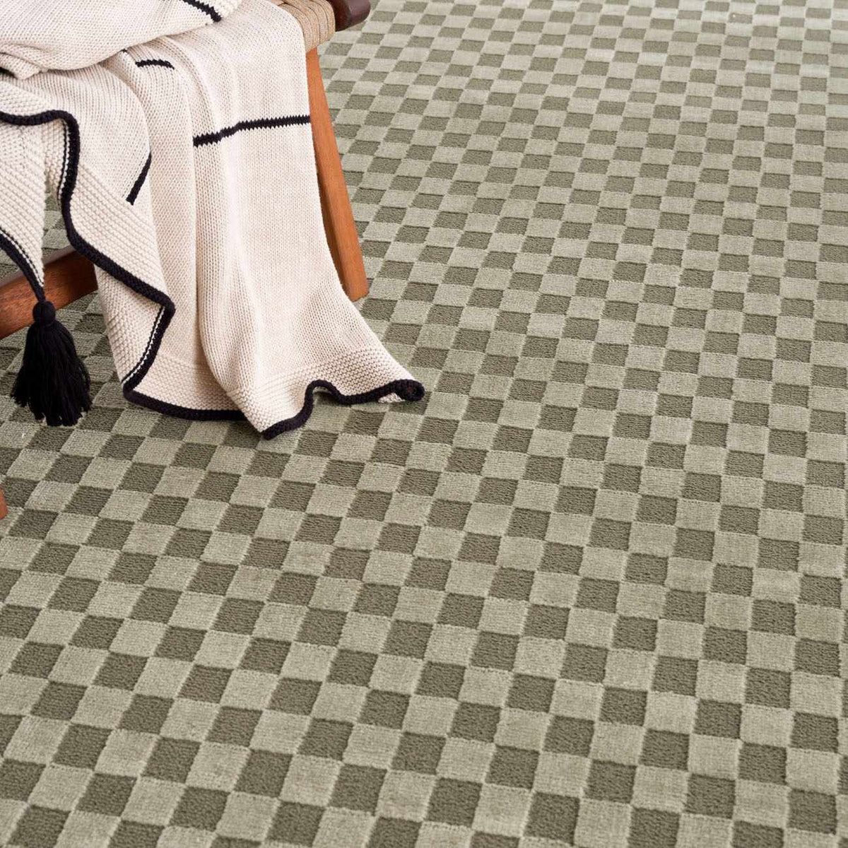 Gaiwan Olive Green Washable Area Rug