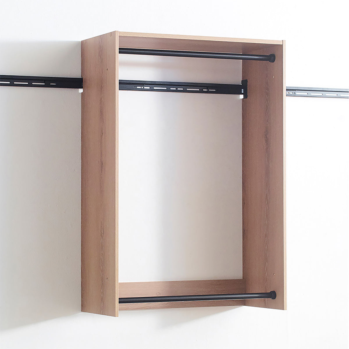 Devi Walk-In Closet