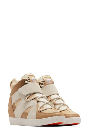 SOREL Out N About Sport Wedge Bootie in Nova Sand/Canoe , Size 7