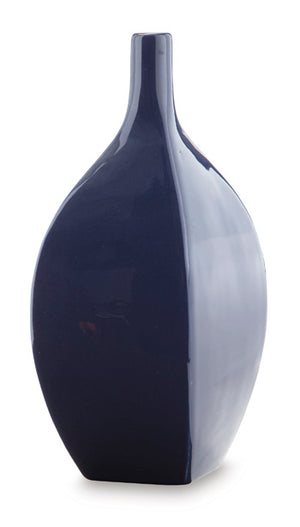 Abtinson Indoor/Outdoor Vase