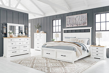Ashbryn Queen Storage Footboard