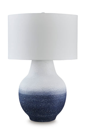 Dashland Metal Table Lamp
