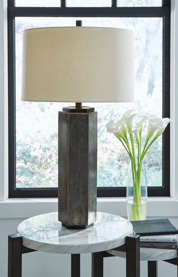 Dirkton Metal Table Lamp
