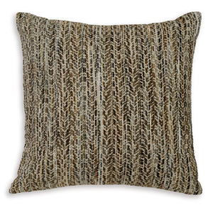 Jayner Pillow