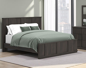 Shaehartin Panel Footboard King